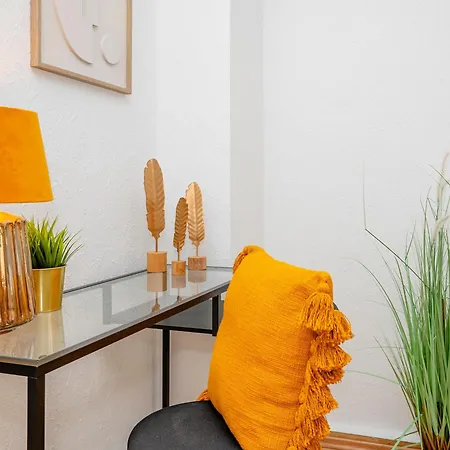 Gemuetliche 2 Zimmerwohnung Fuer 4 Personen *